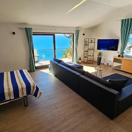 Sunrise - Three Bedroom *