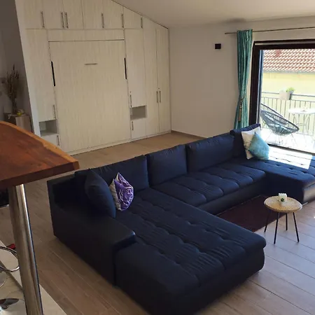 Sunrise - Three Bedroom Holiday home